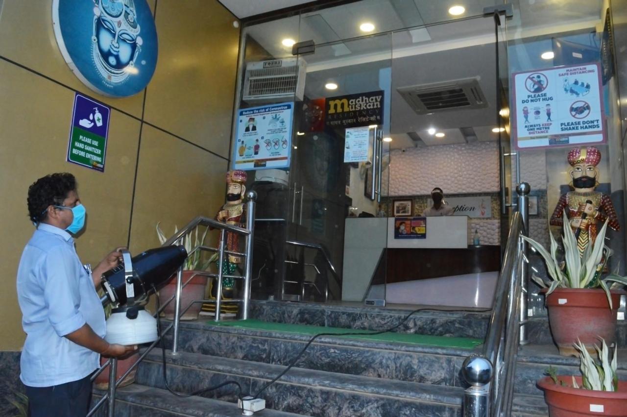 Madhav Muskan Residency Mathura Kültér fotó