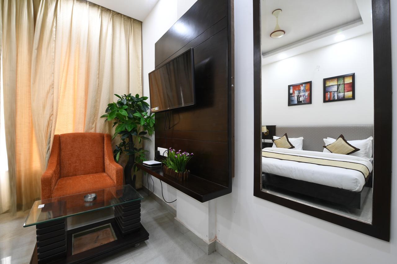 Madhav Muskan Residency Mathura Kültér fotó