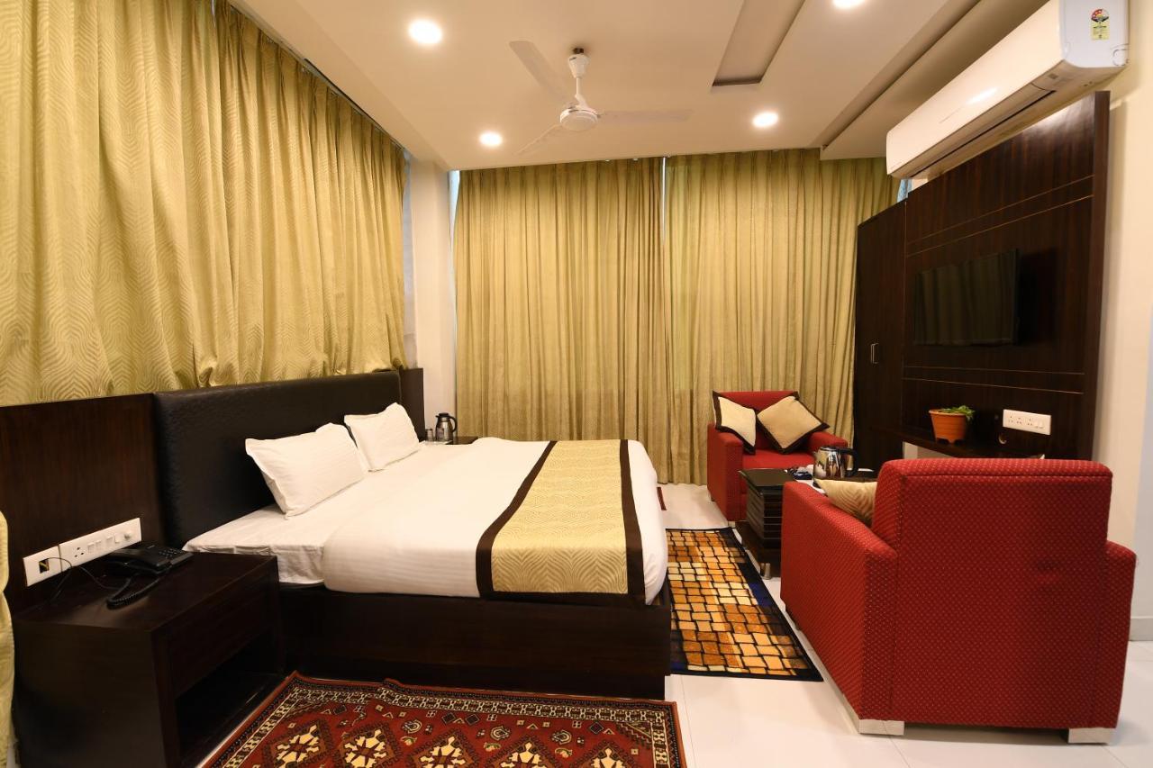 Madhav Muskan Residency Mathura Kültér fotó