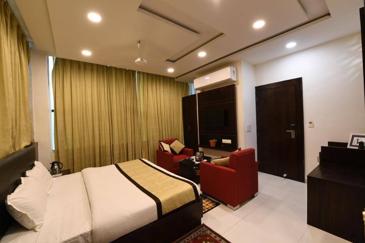 Madhav Muskan Residency Mathura Kültér fotó